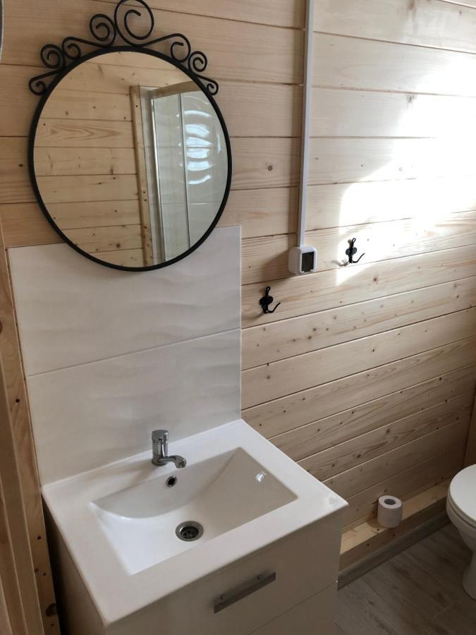 W Charzy Pod Kotwica - Lodge Charzykowy